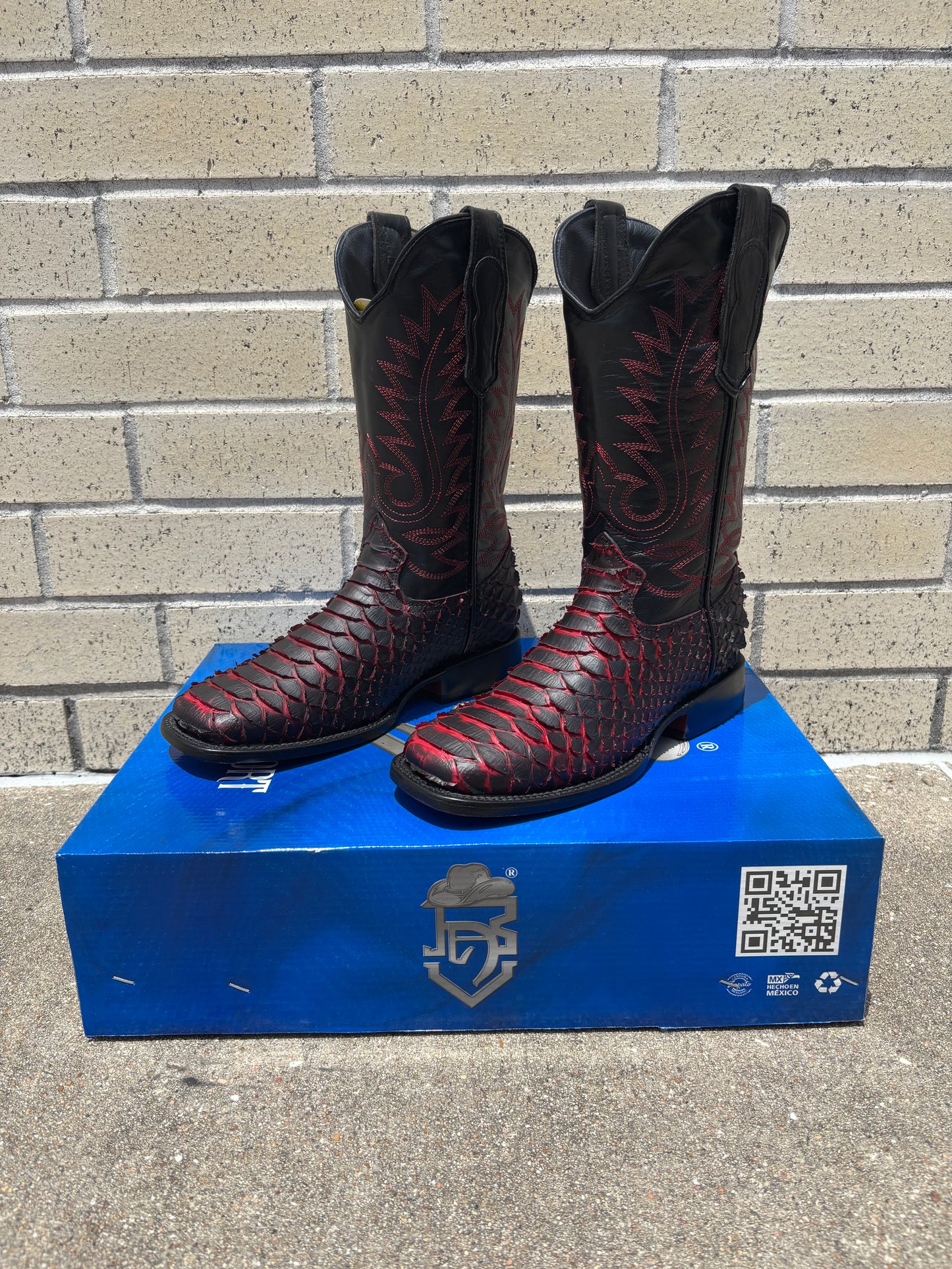 Boot-Cheery Red Python