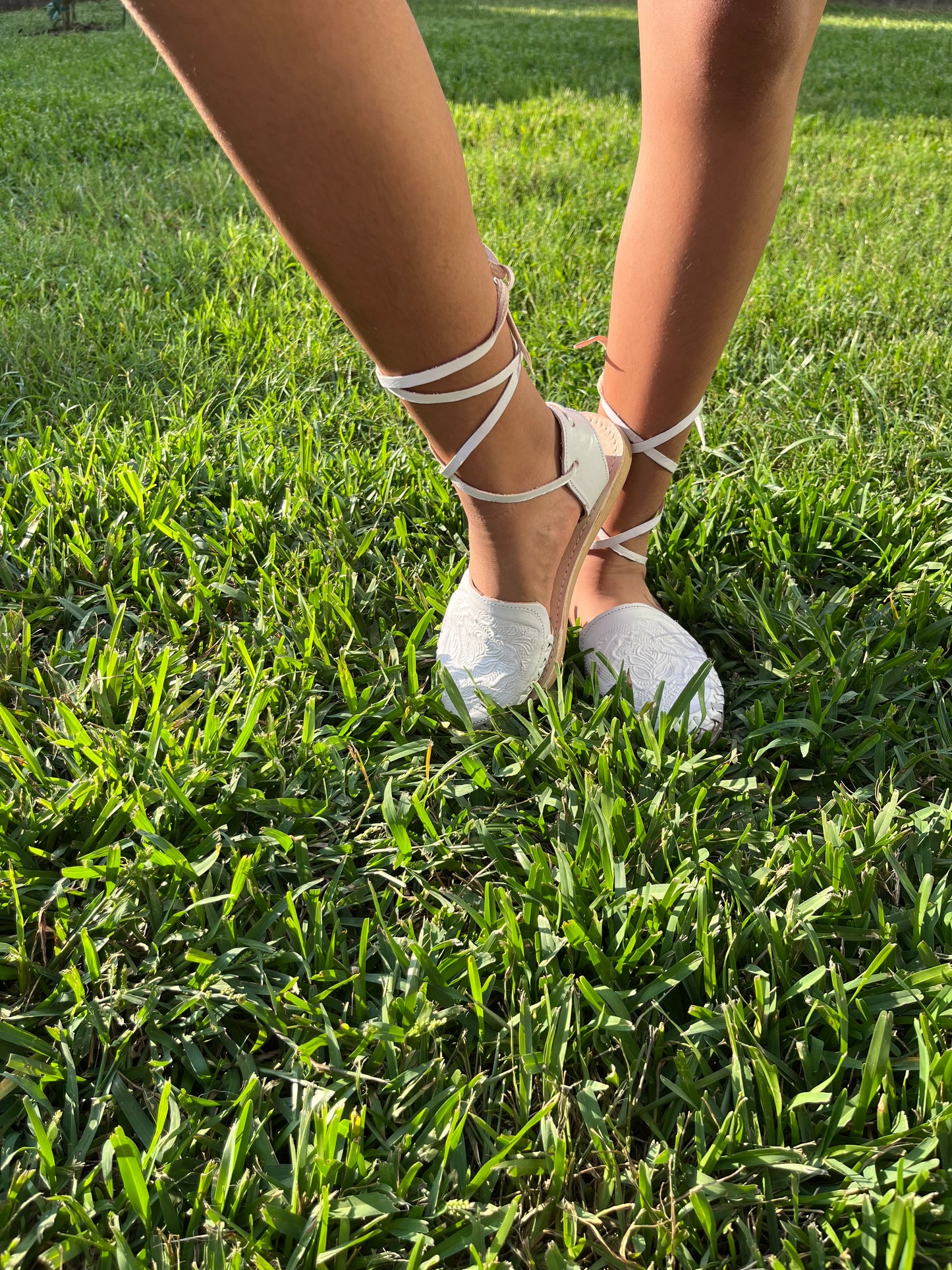 White lace up huarache Sandal, Mexico rose