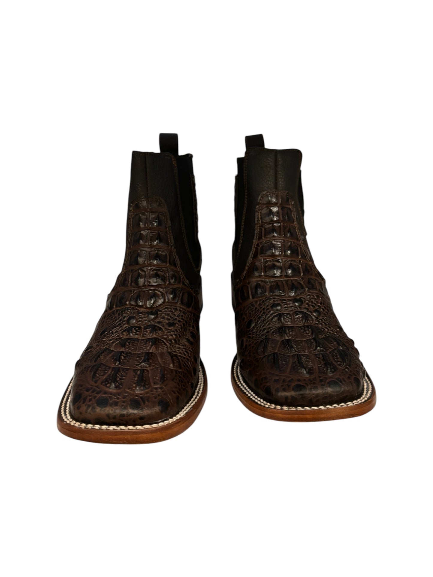 Botin De Coccodrillo nuca grabado cafe