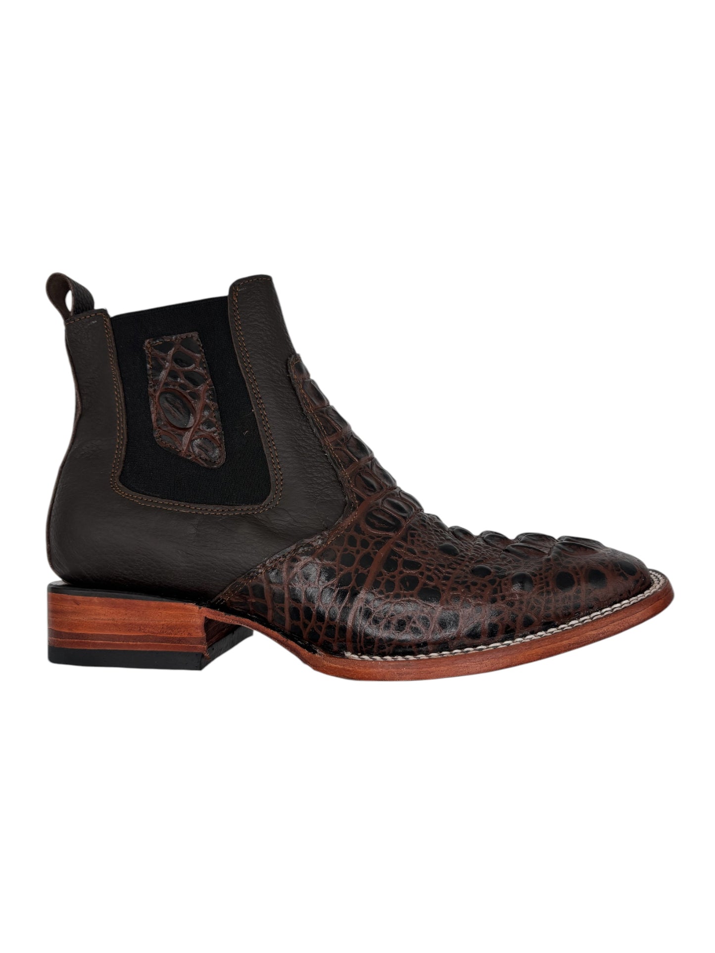 Botin De Coccodrillo nuca grabado cafe
